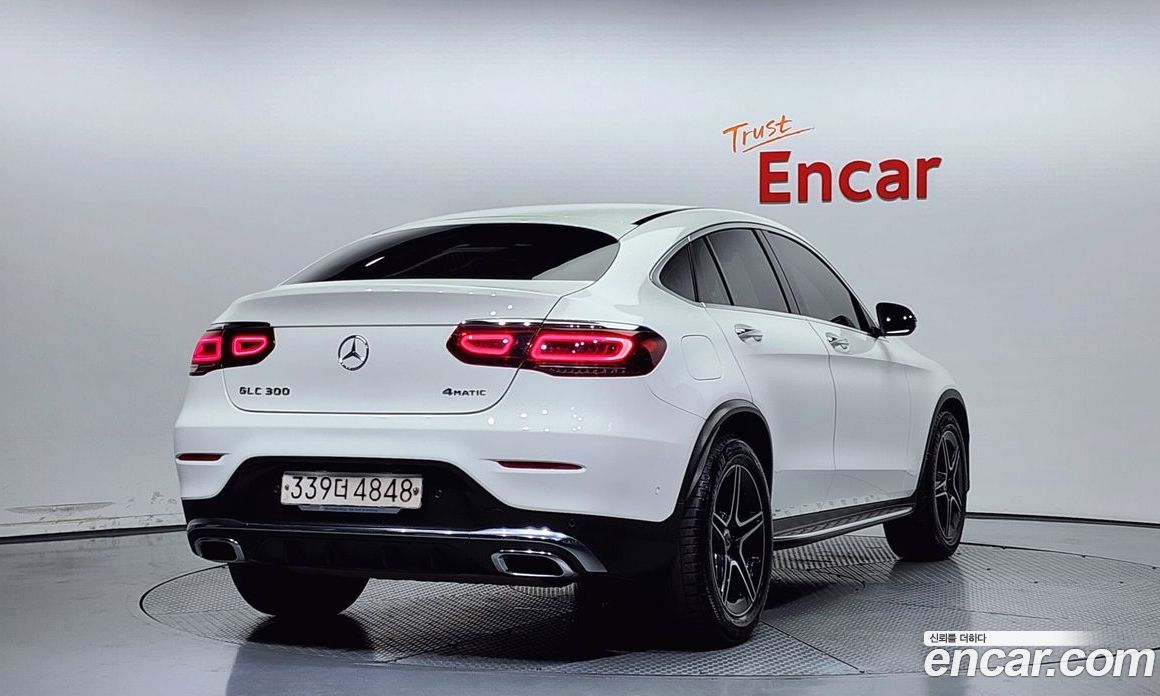 Mercedes Benz GLC-Class GCL300 4MATIC Coupe