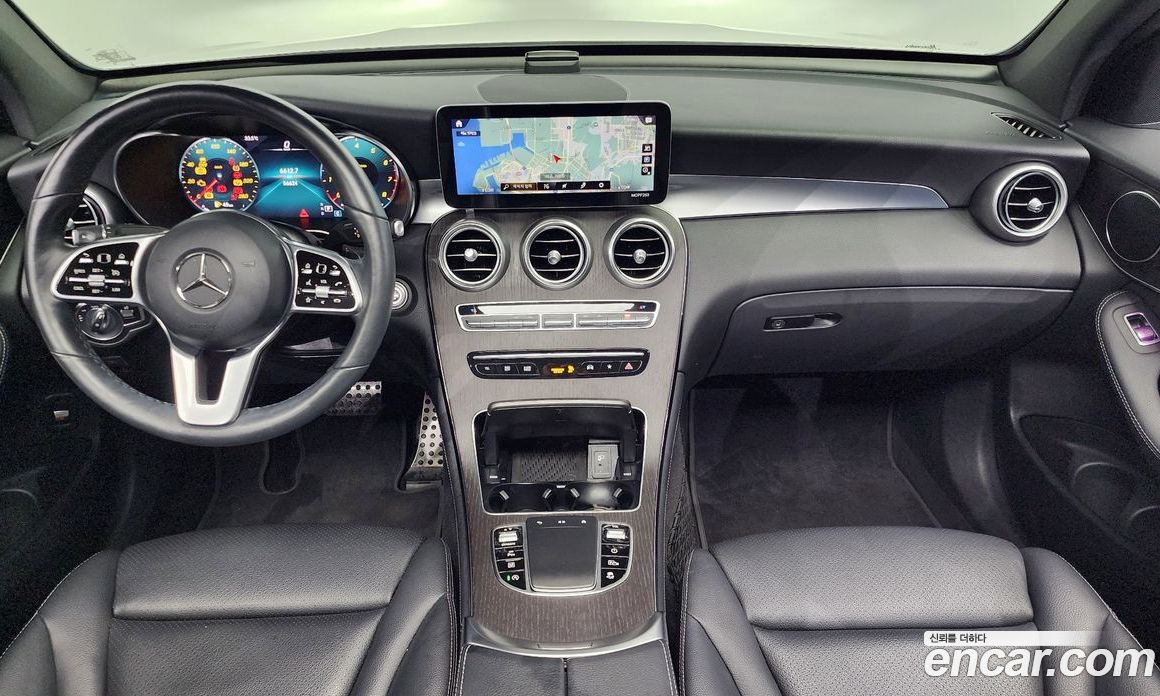Mercedes Benz GLC-Class GCL300 4MATIC Coupe