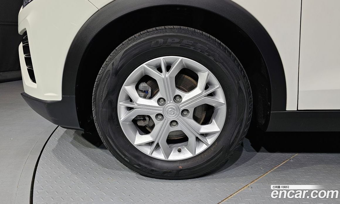 SsangYong Tivoli Gasoline 1.5 2WD