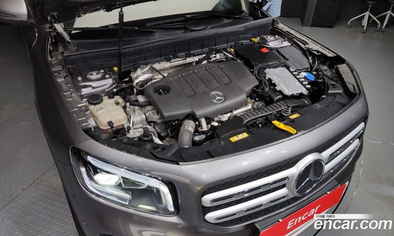Mercedes Benz GLB-Class GLB200 D