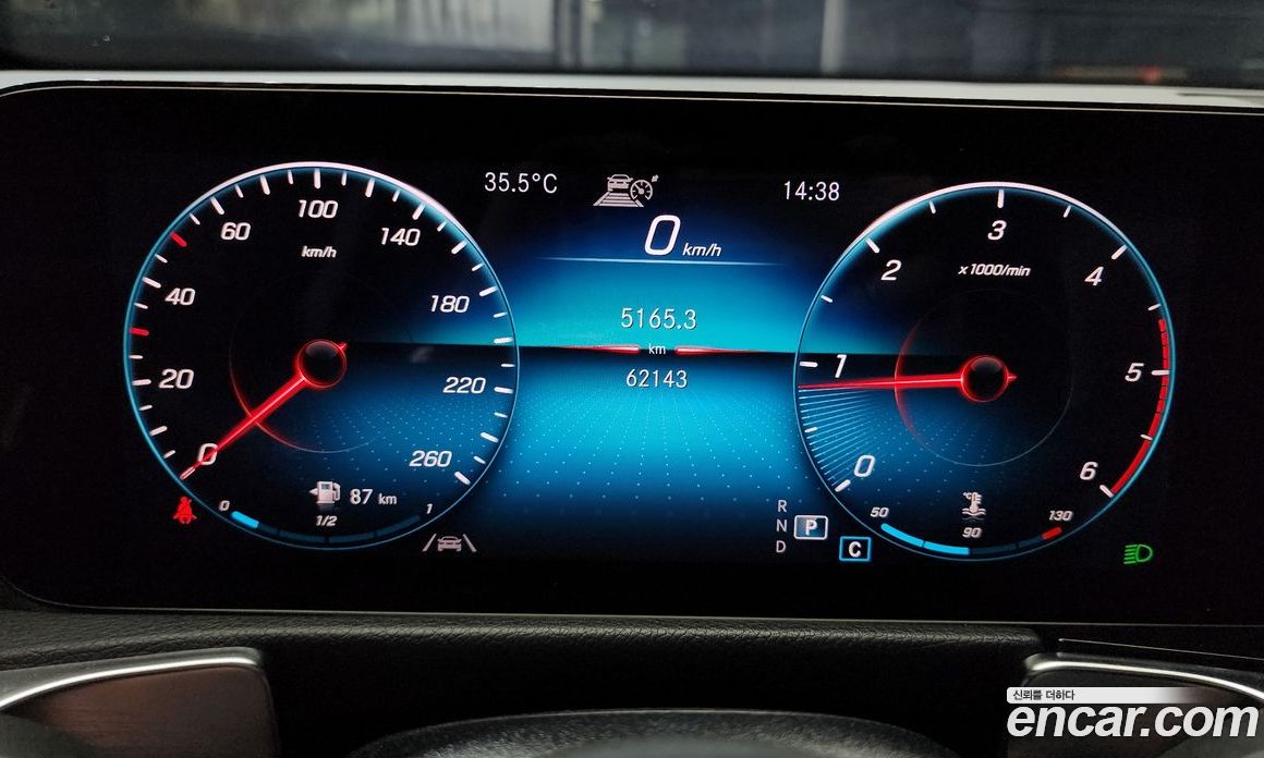 Mercedes Benz GLB-Class GLB200 D