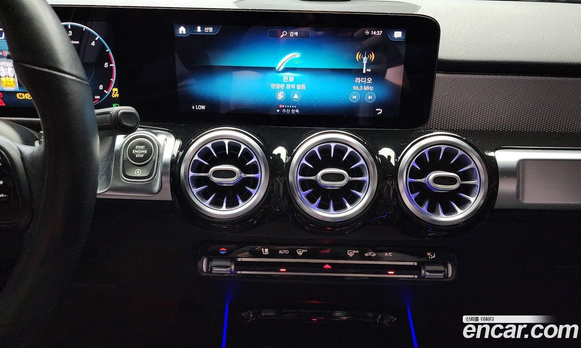 Mercedes Benz GLB-Class GLB200 D