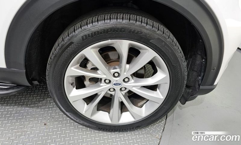 Ford Explorer 3.0 Platinum 4WD