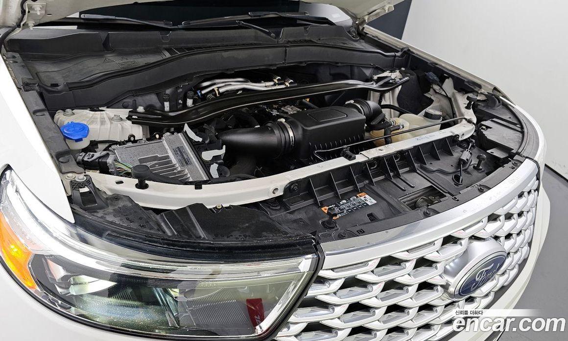 Ford Explorer 3.0 Platinum 4WD