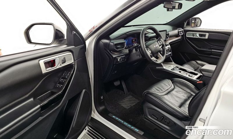 Ford Explorer 3.0 Platinum 4WD