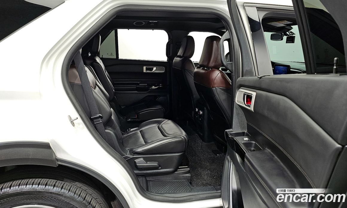 Ford Explorer 3.0 Platinum 4WD