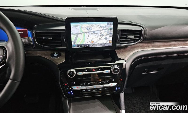 Ford Explorer 3.0 Platinum 4WD