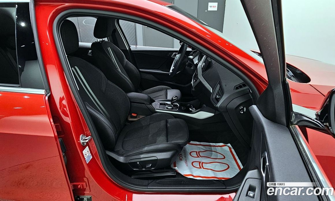 BMW 1-Series 118D Joy First Edition
