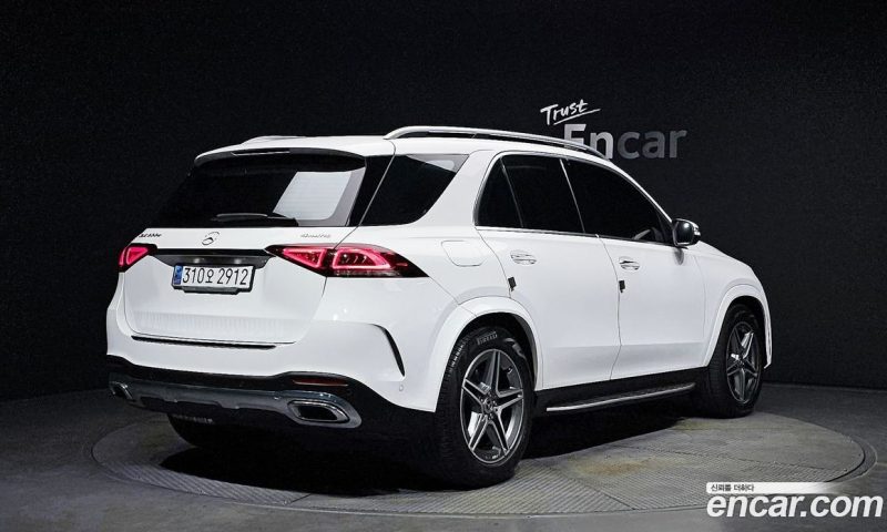 Mercedes Benz GLE-Class GLE300d 4MATIC