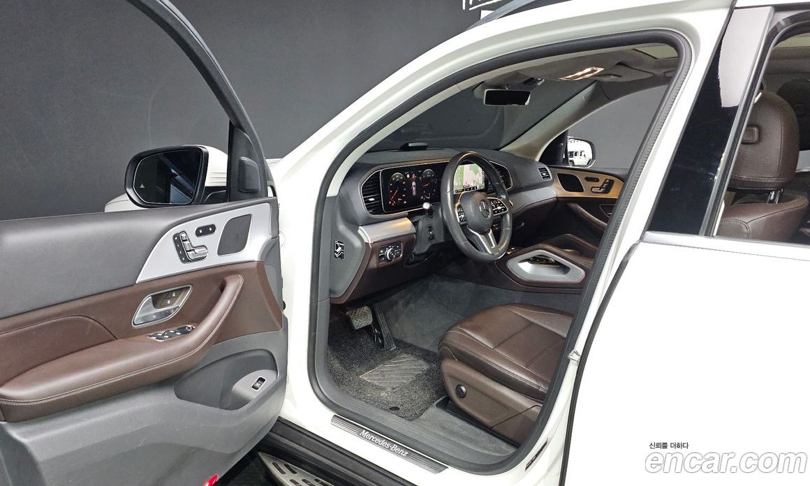 Mercedes Benz GLE-Class GLE300d 4MATIC