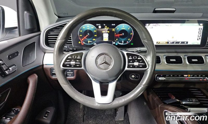 Mercedes Benz GLE-Class GLE300d 4MATIC