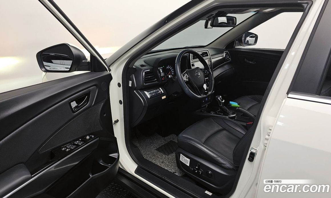 SsangYong Tivoli Gasoline 1.5 2WD
