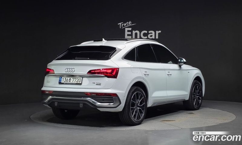 Audi Q5 45 TFSI Quattro Premium Sportback