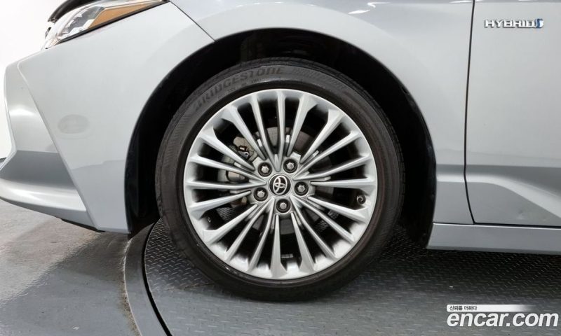Toyota Avalon 2.5 Hybrid