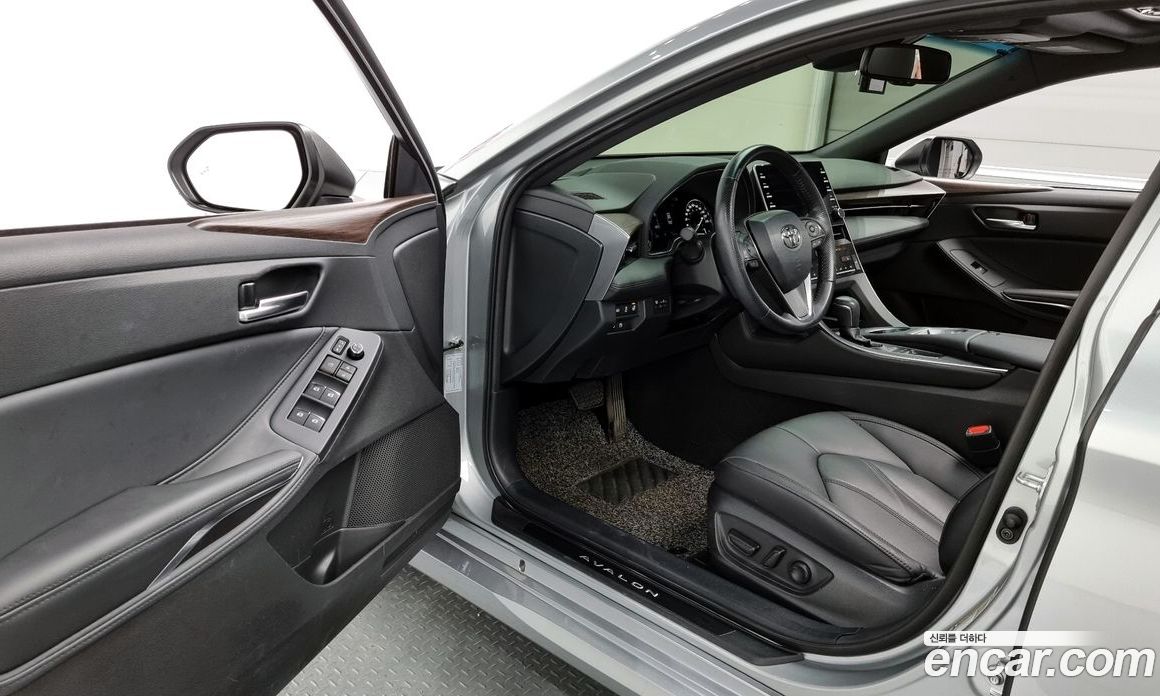 Toyota Avalon 2.5 Hybrid