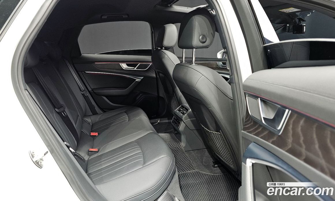 Audi A6 45 TFSI Premium