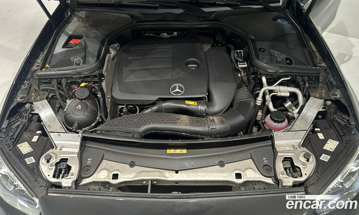 Mercedes Benz E-Class E350 4MATIC Avantgarde