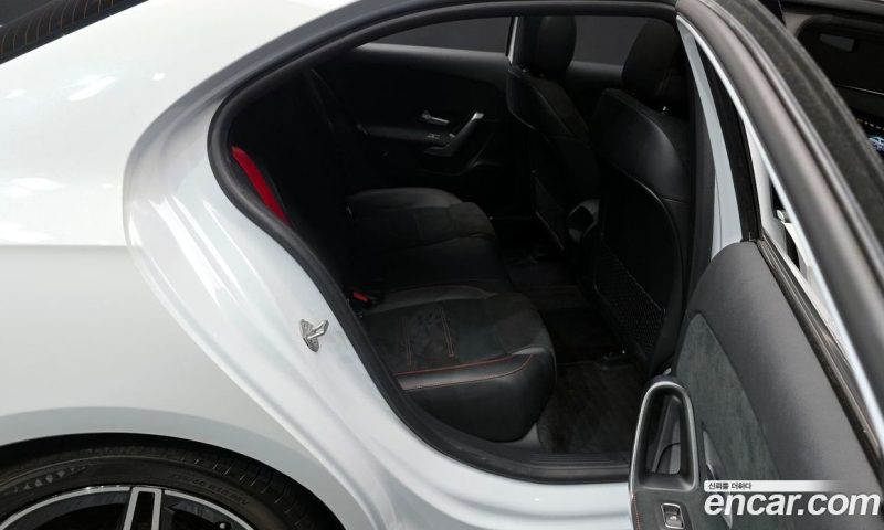 Mercedes Benz A-Class AMG A35 4MATIC Sedan