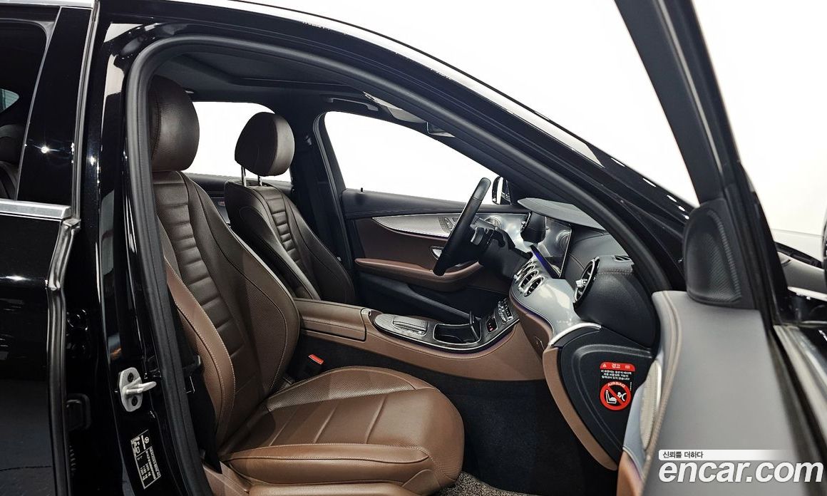 Mercedes Benz E-Class E350 4MATIC Avantgarde