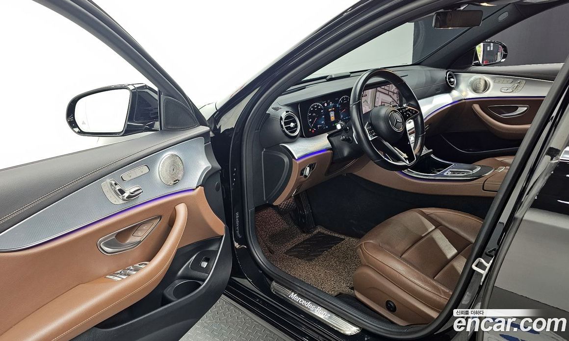 Mercedes Benz E-Class E350 4MATIC Avantgarde