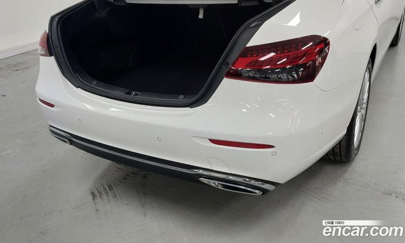 Mercedes Benz E-Class E250 Exclusive