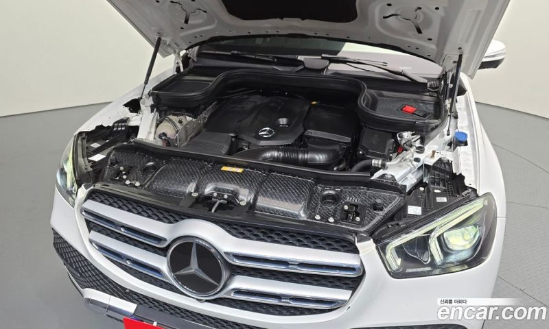 Mercedes Benz GLE-Class GLE300d 4MATIC