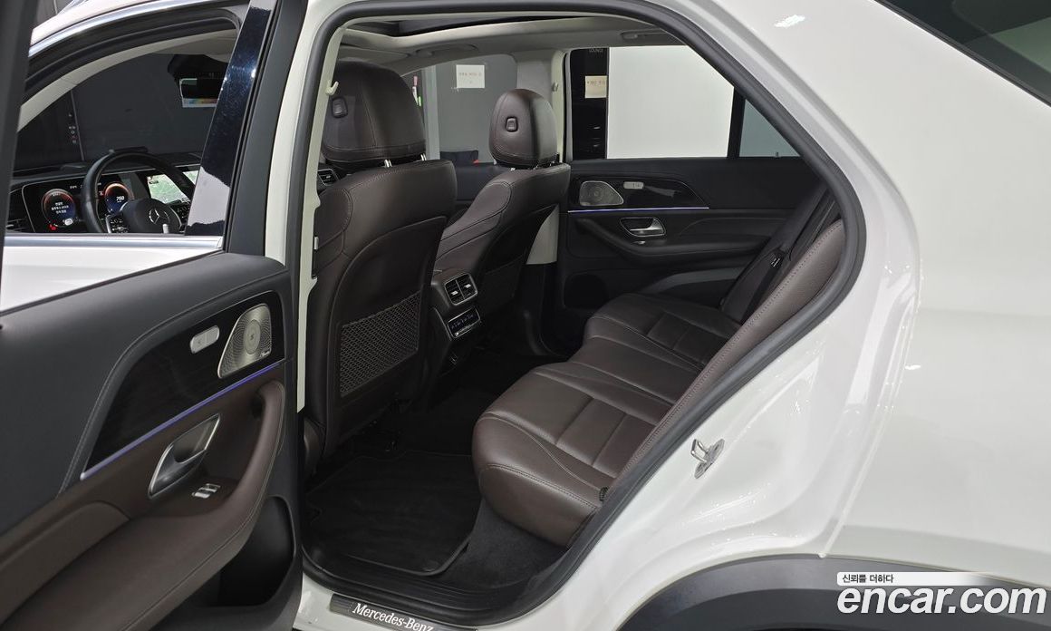 Mercedes Benz GLE-Class GLE300d 4MATIC