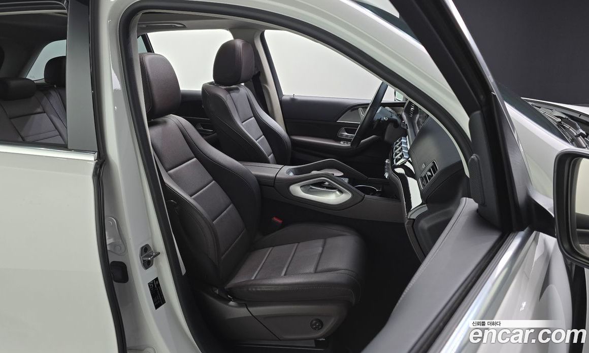 Mercedes Benz GLE-Class GLE300d 4MATIC