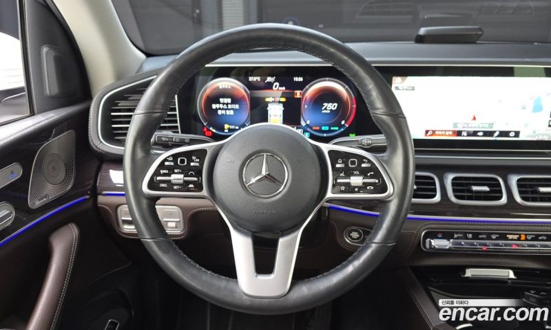 Mercedes Benz GLE-Class GLE300d 4MATIC