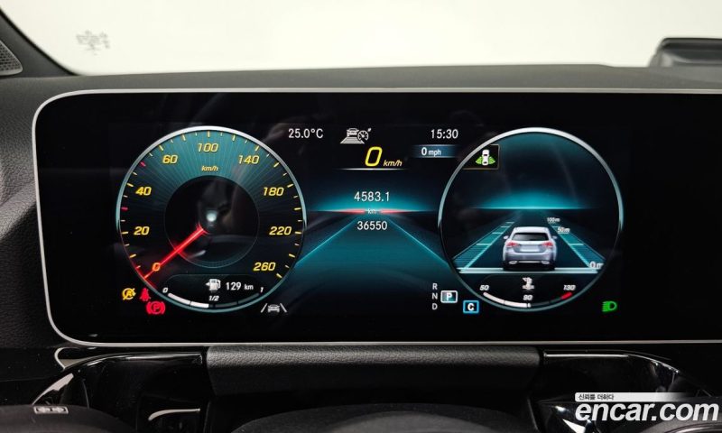 Mercedes Benz GLA-Class GLA250 4MATIC