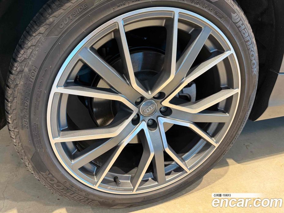 Audi Q8 55 TFSI Quattro Premium