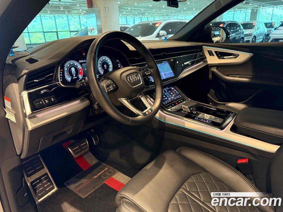 Audi Q8 55 TFSI Quattro Premium