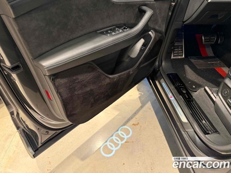 Audi Q8 55 TFSI Quattro Premium