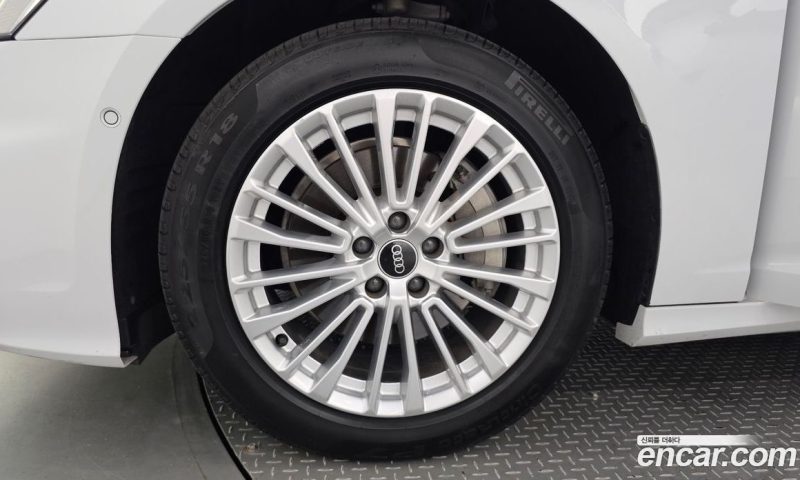 Audi A6 45 TFSI Premium