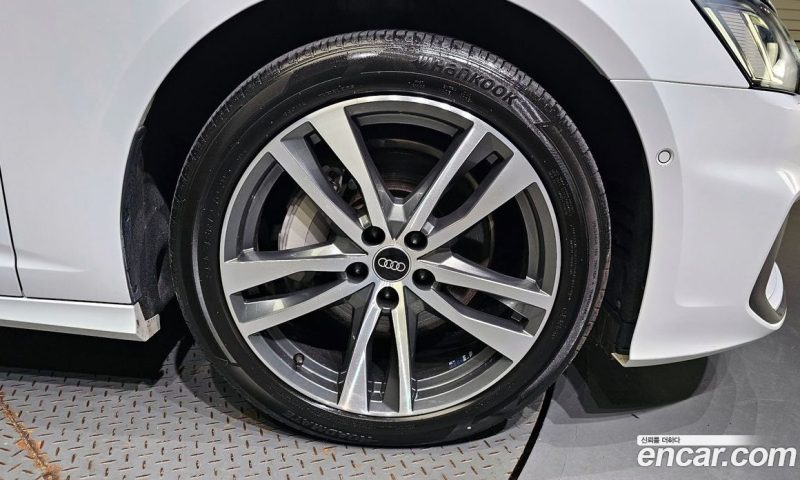 Audi A6 45 TFSI Premium