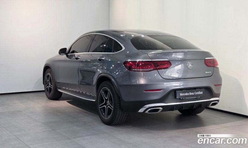 Mercedes Benz GLC-Class GCL300 4MATIC Coupe