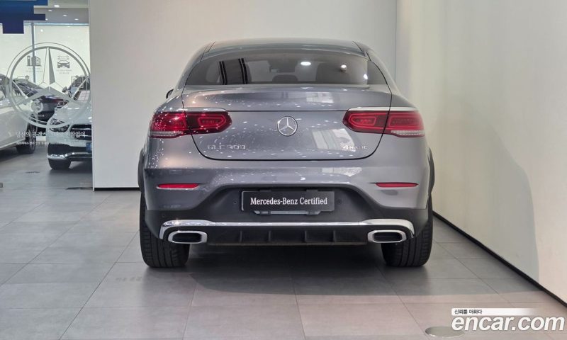 Mercedes Benz GLC-Class GCL300 4MATIC Coupe