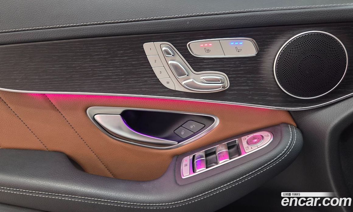 Mercedes Benz GLC-Class GCL300 4MATIC Coupe