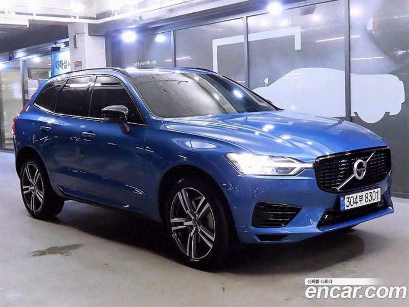 Volvo XC60 T8 R-Design