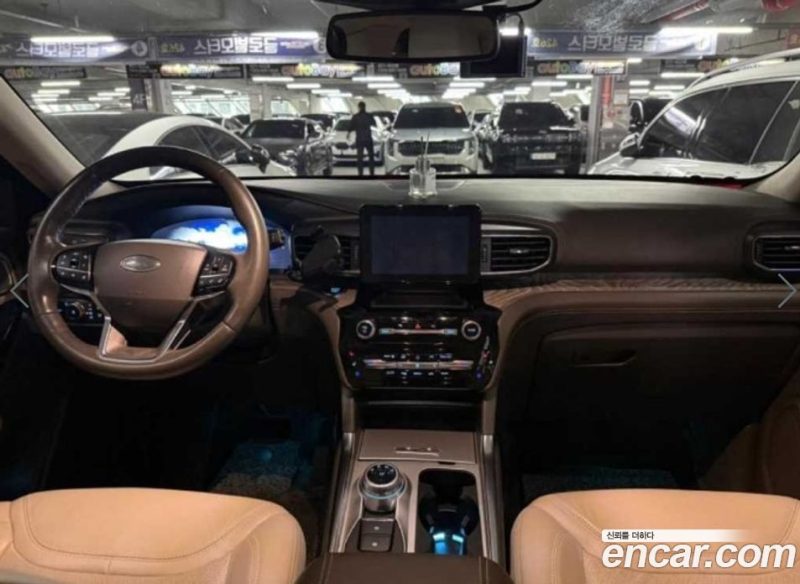 Ford Explorer 3.0 Platinum 4WD