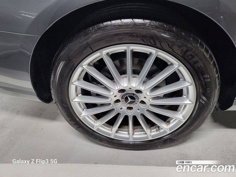 Mercedes Benz E-Class E250 Exclusive