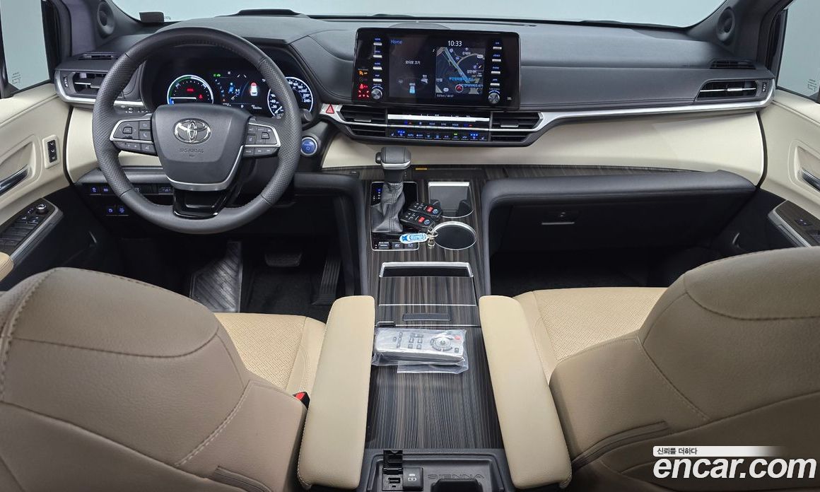 Toyota Sienna 2.5 Hybrid 2WD