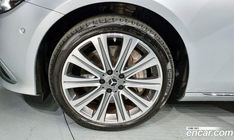 Mercedes Benz E-Class E450 4MATIC Exclusive