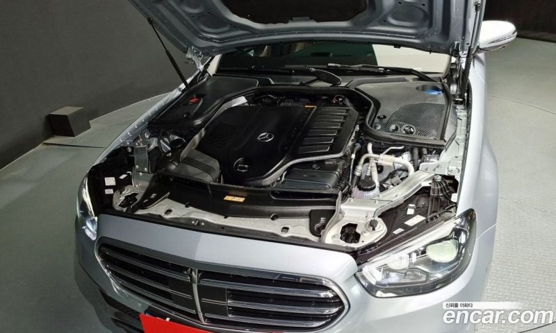Mercedes Benz E-Class E450 4MATIC Exclusive