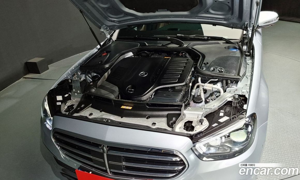Mercedes Benz E-Class E450 4MATIC Exclusive
