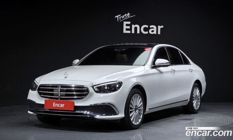 Mercedes Benz E-Class E220d 4MATIC Exclusive