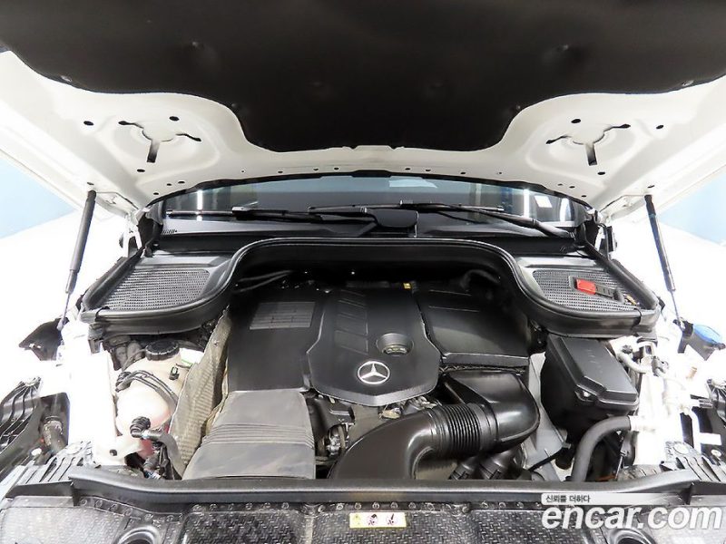 Mercedes Benz GLE-Class GLE300d 4MATIC