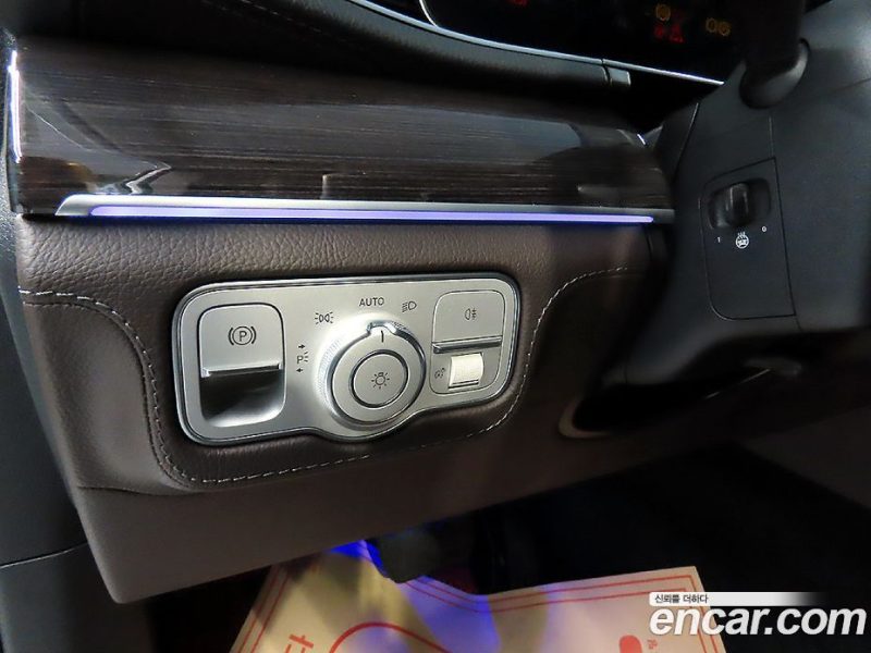 Mercedes Benz GLE-Class GLE300d 4MATIC