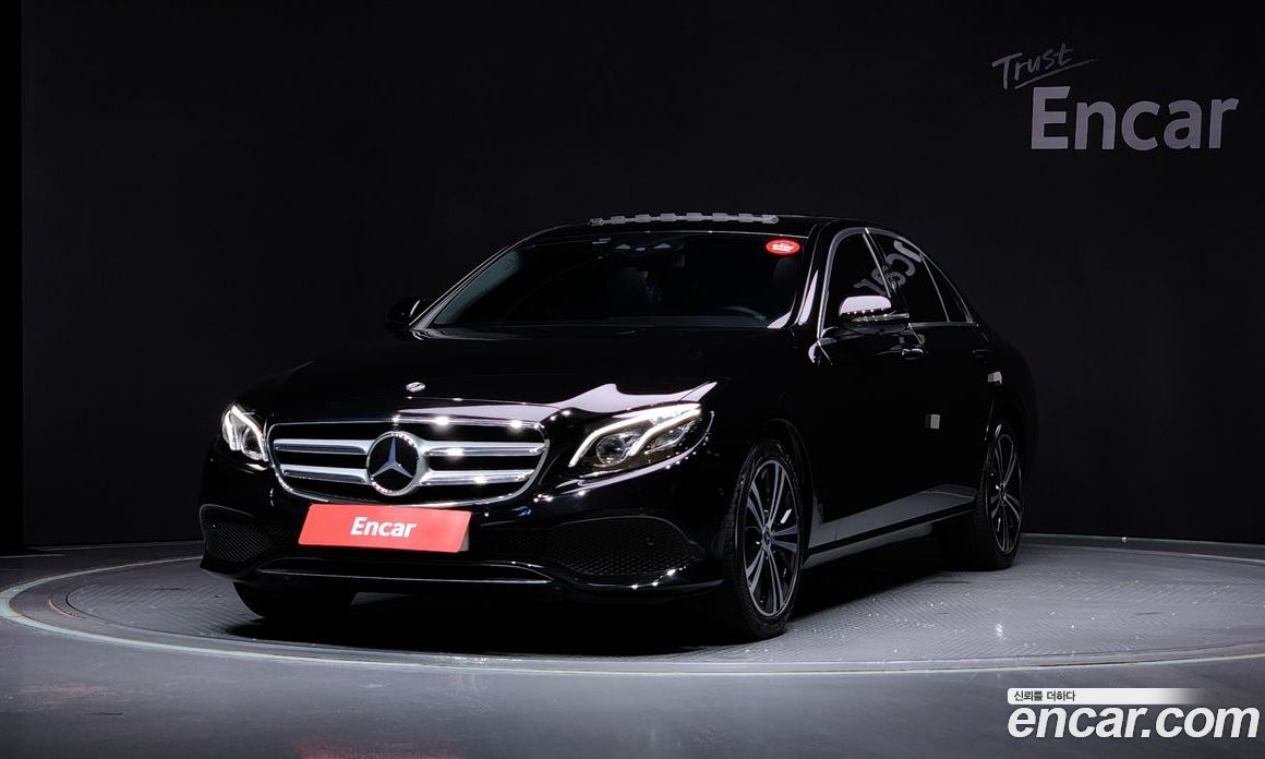 Mercedes Benz E-Class E300 Avantgarde