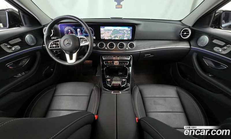 Mercedes Benz E-Class E300 Avantgarde